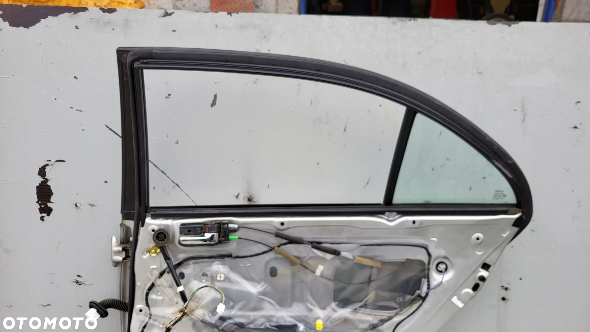 Drzwi Kompletne Prawy Tył Toyota Avensis T25 Sedan - 7