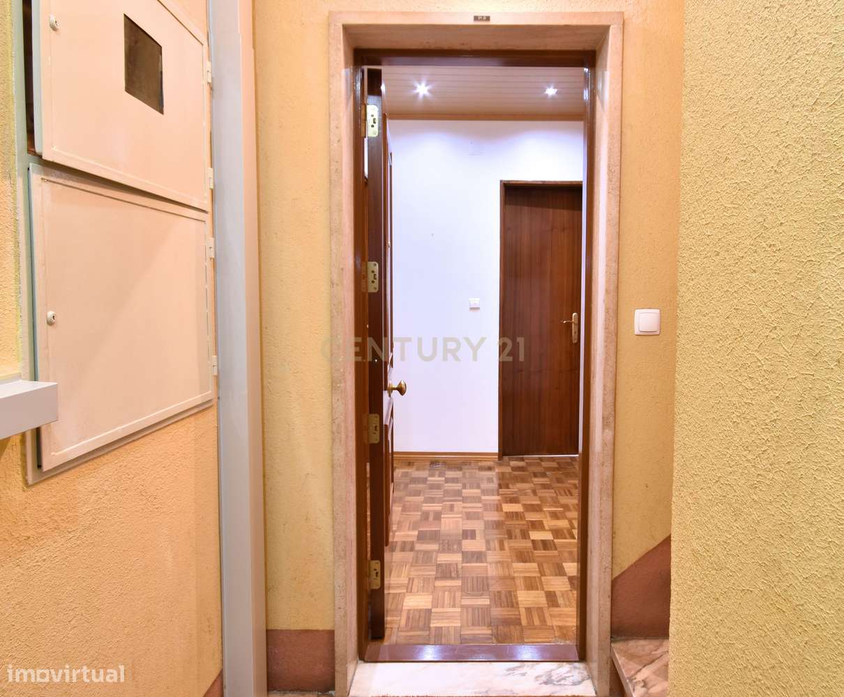 Apartamento T2 na Amadora-13