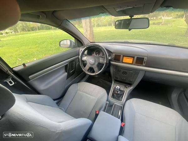 Opel Vectra 1.9 CDTi Executive - 16