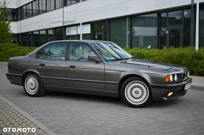 BMW M5 Standard - 5