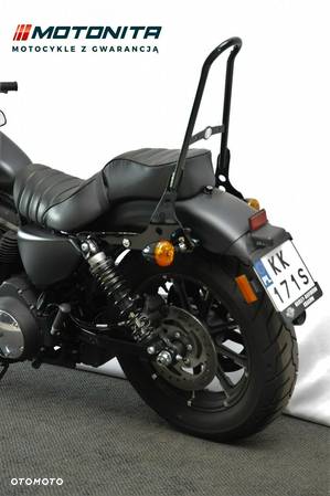 Harley-Davidson Sportster Iron 883 - 6