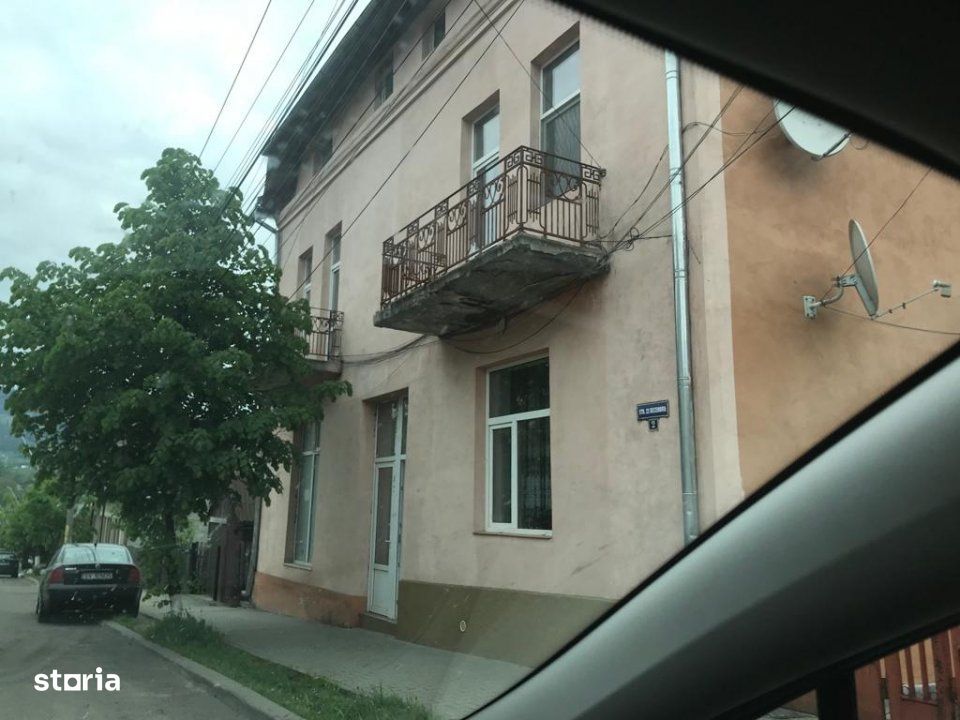 VANZARE APARTAMENT 2 CAMERE IN VATRA DORNEI