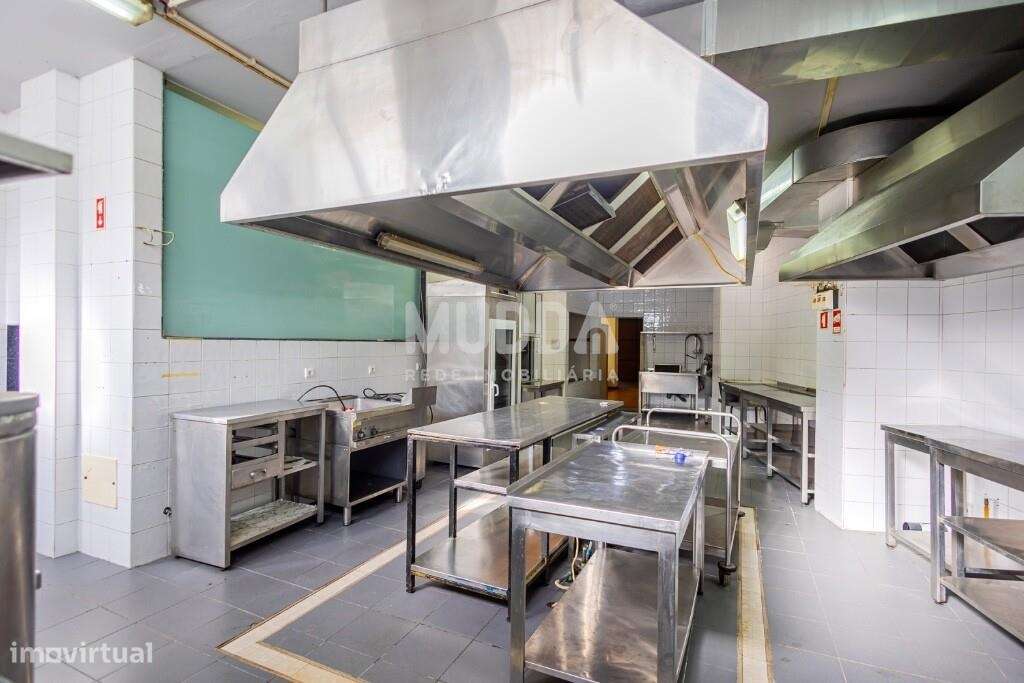 Espaço Comercial Premium com 715 m2 no Centro de Aveiro-22