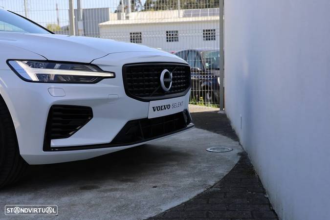 Volvo S60 2.0 T8 PHEV R-Design AWD - 33