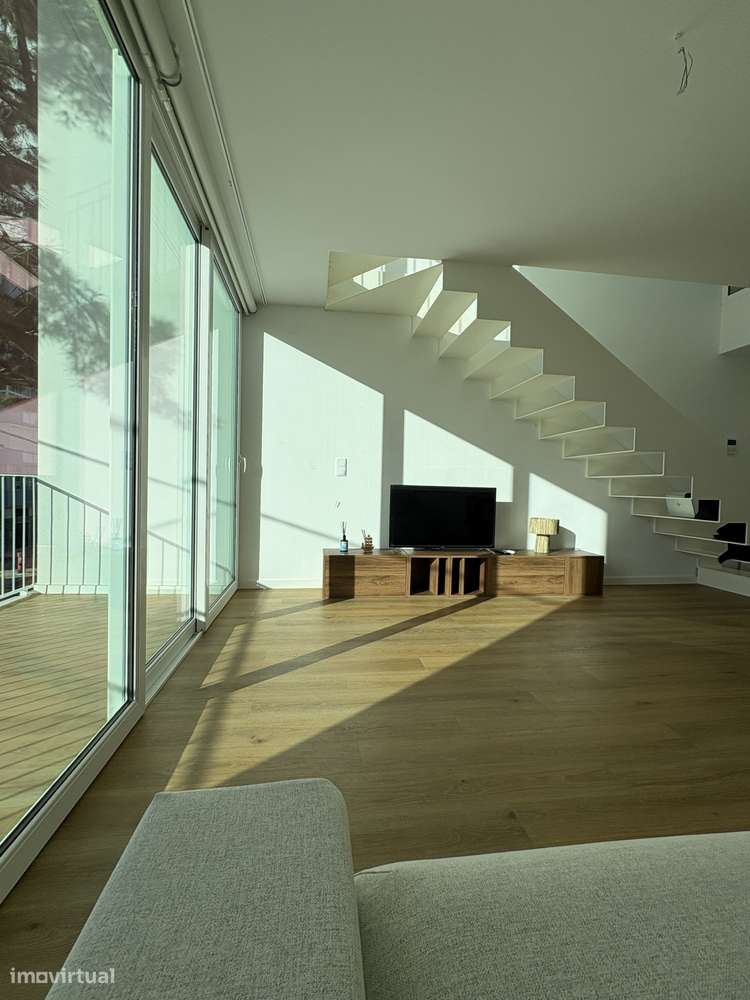 T1 Duplex Novo - Trafaria - Grande imagem: 2/11