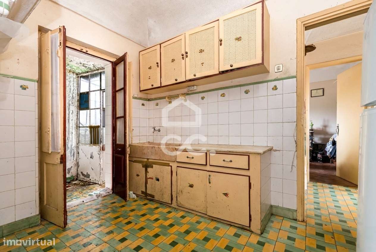 Moradia Térrea T3 de Gaveto c/ Quintal e Terraço em Arraiolos, Évora - Grande imagem: 4/20