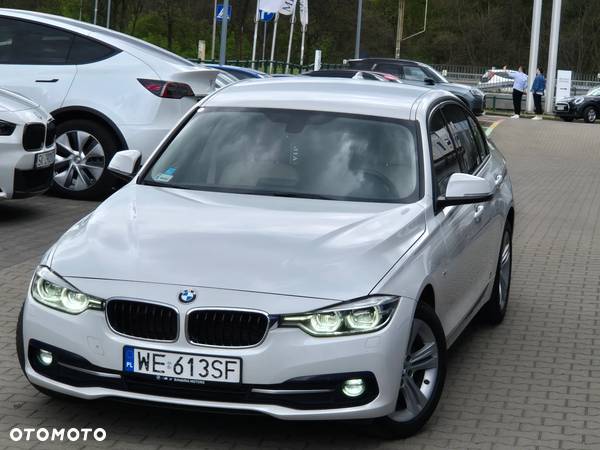 BMW Seria 3 320d xDrive Sport Line Shadow sport - 34