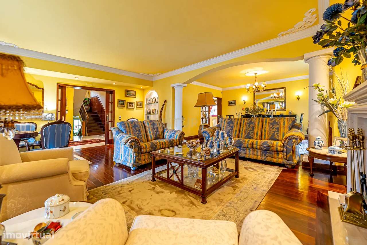 Moradia Isolada T6 + 2 com  Garagem e Piscina | Centro de Birre - Grande imagem: 4/30