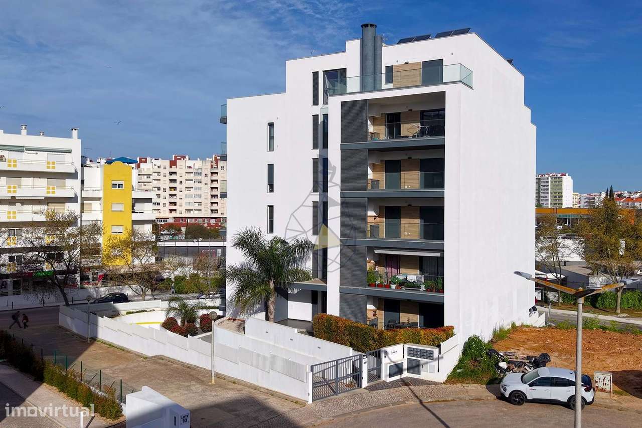 Oportunidade única - Apartamento T5 luxo em Portimão - Grande imagem: 2/48