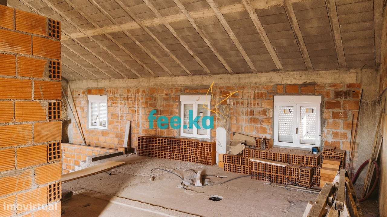 Moradia em Banda com Logradouro-12