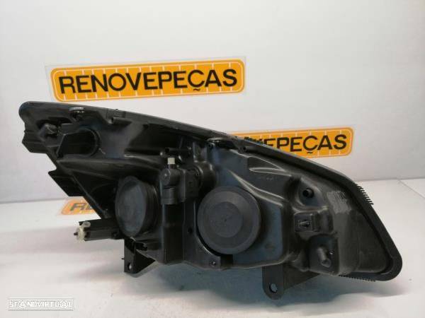 Otica / Farol Esq Renault Megane Scenic (Ja0/1_) - 2