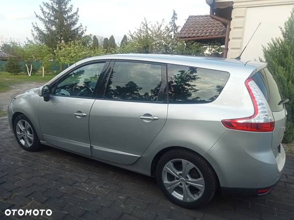 Renault Scenic - 5