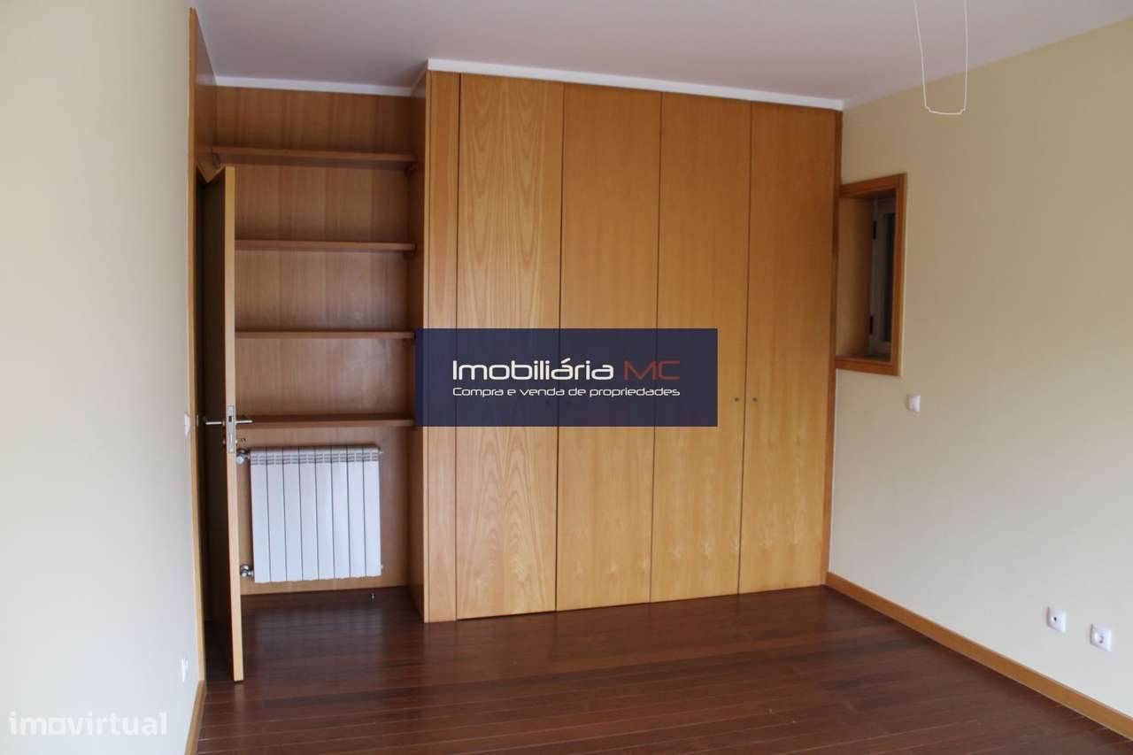 Moradia T3 em Perosinho-18