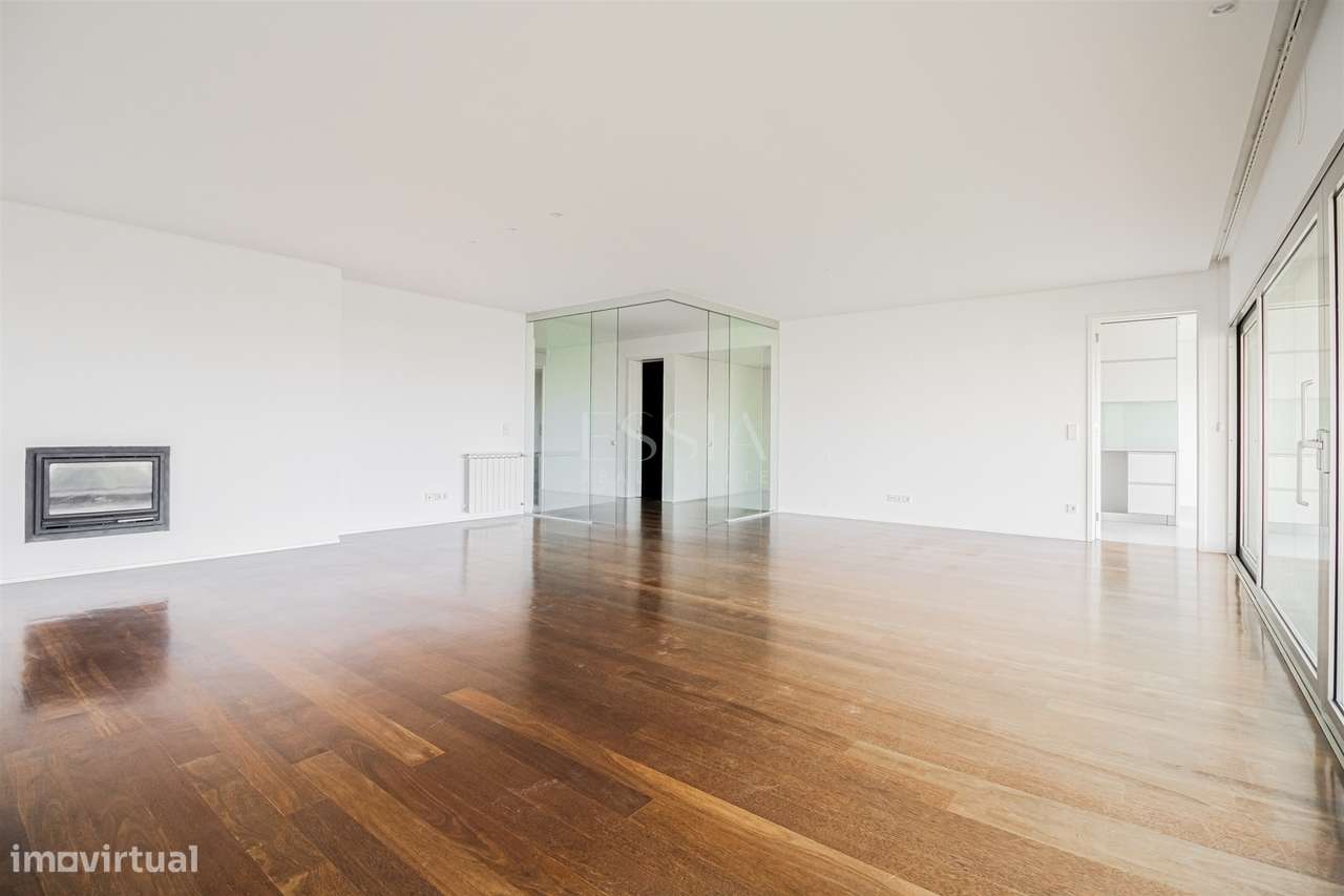 T4 Varanda Vistas Mar Matosinhos Sul | T4 perto Praia Matosinhos Porto - Grande imagem: 4/23