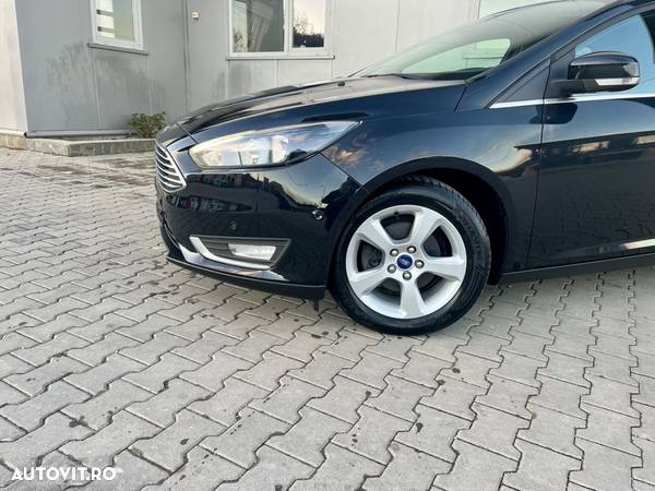 Ford Focus 1.6 TDCi DPF Start-Stopp-System SYNC Edition - 36