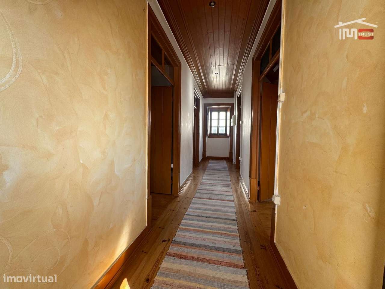 Moradia T2 habitável com terreno (imovel com licença de utilização)-18