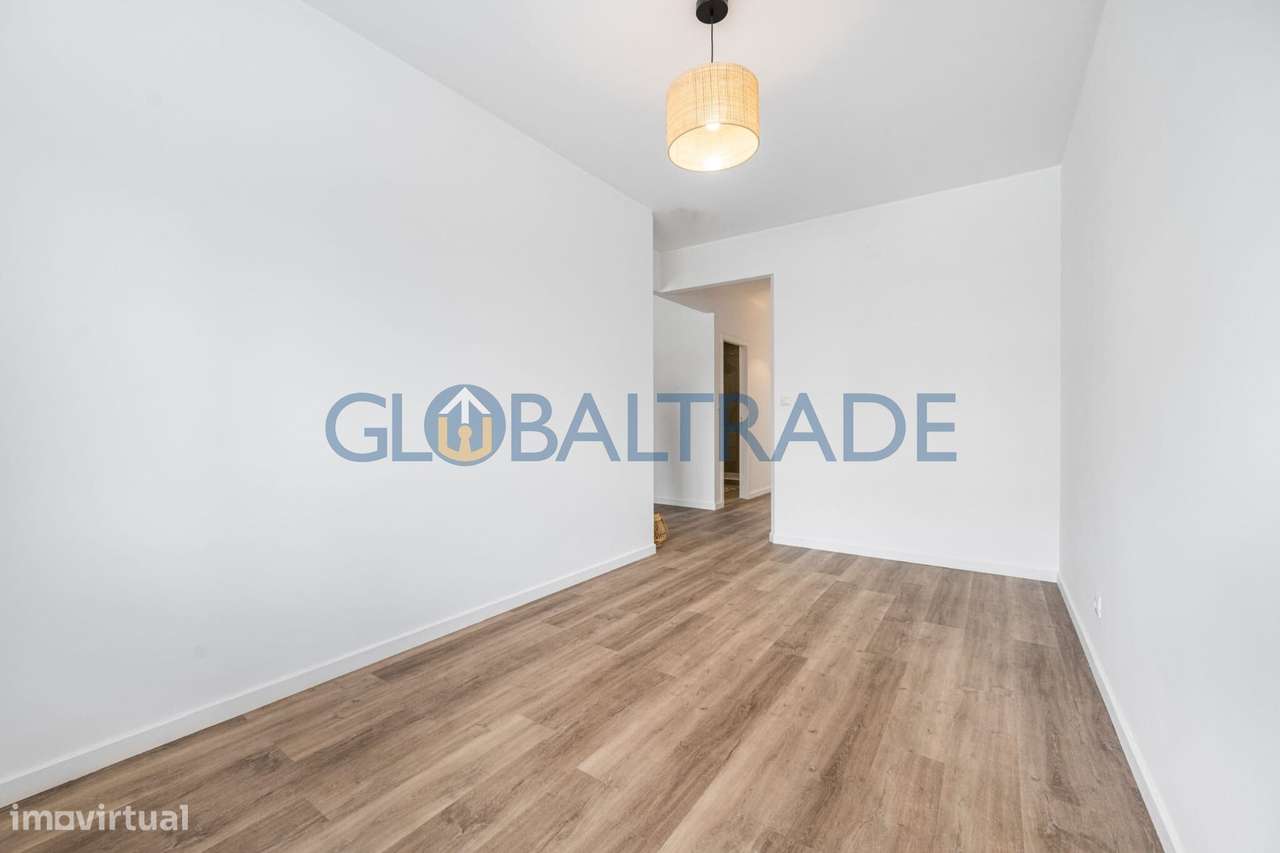Apartamento T2 Renovado 2º linha de mar - Vila do Conde-8