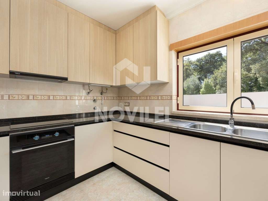 Moradia Isolada Térrea, renovada, 1500m2 de terreno murados-7