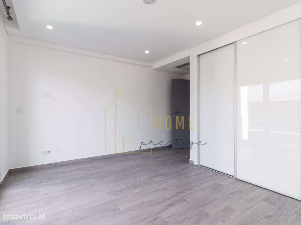 Moradia T4 com Piscina na Marisol - Conforto, Lazer e Proximidade d...-25