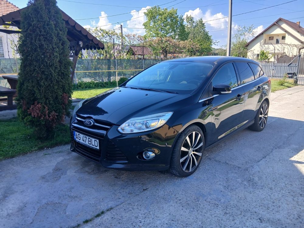 Ford Focus MK3 [2010 - 2018] 2.0 TDCI DPF Start-Stopp-System Aut. Titanium 2013