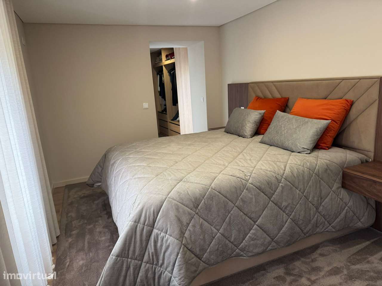 Moradia T3 individual Nova em Rebordões-14