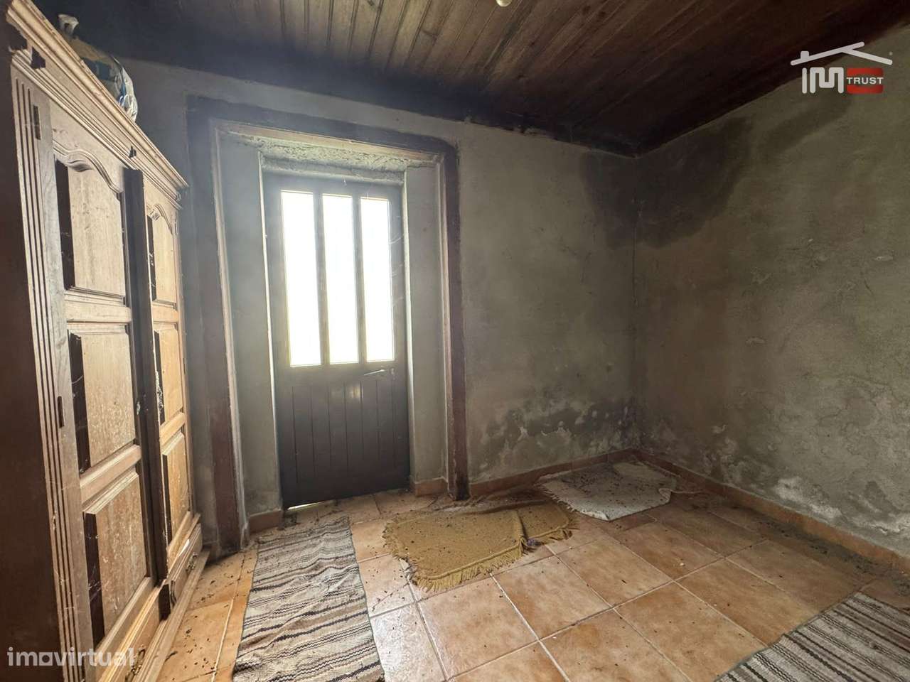 MORADIA T2 EM SEIÇA INSERIDA NUM TERRENO COM 707 m²-33