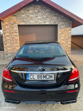 Mercedes-Benz E 220 d 4Matic T 9G-TRONIC - 7