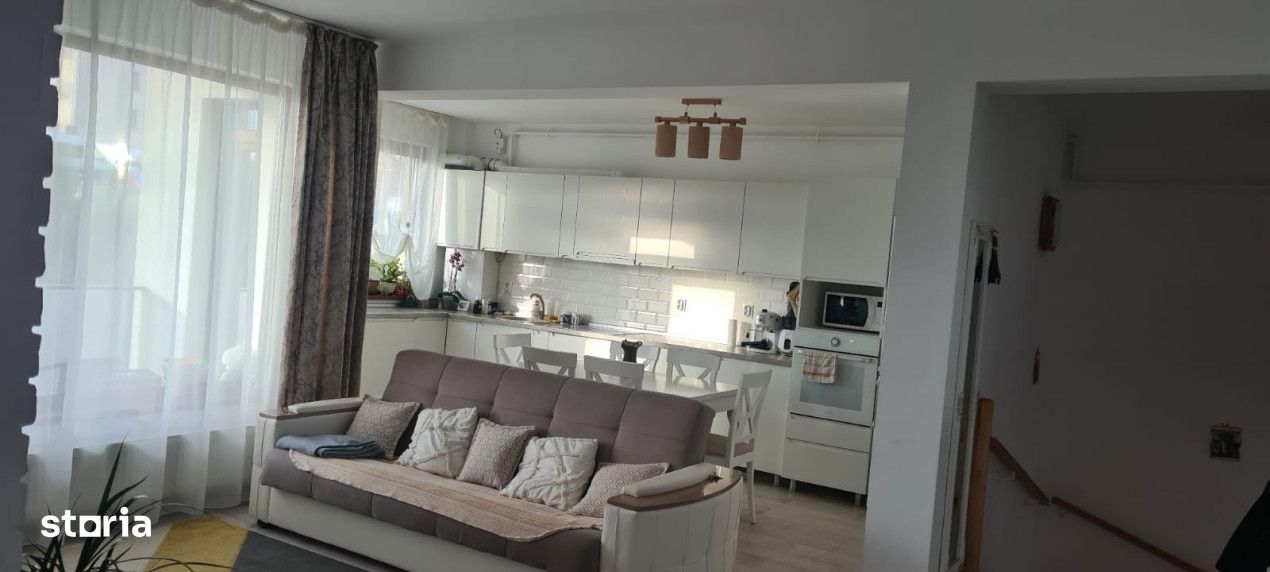 Apartament 4 camere, 200mp, cartier Baciu!