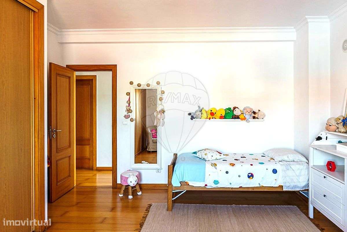 Moradia T4 para venda-25