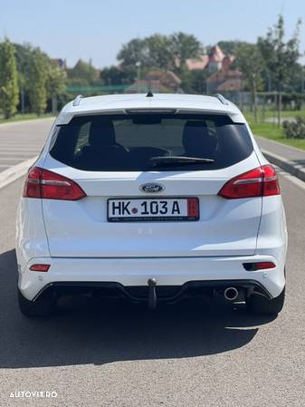 Ford Focus 2.0 TDCI ST-Line - 10