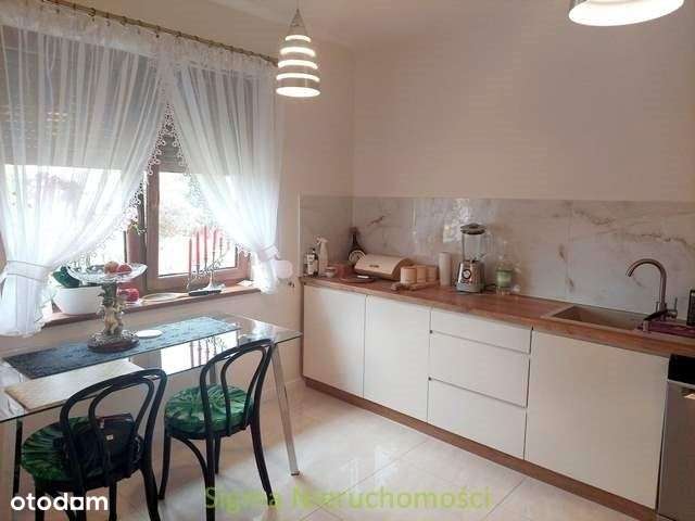 Dom, 128 m², Piątek-13