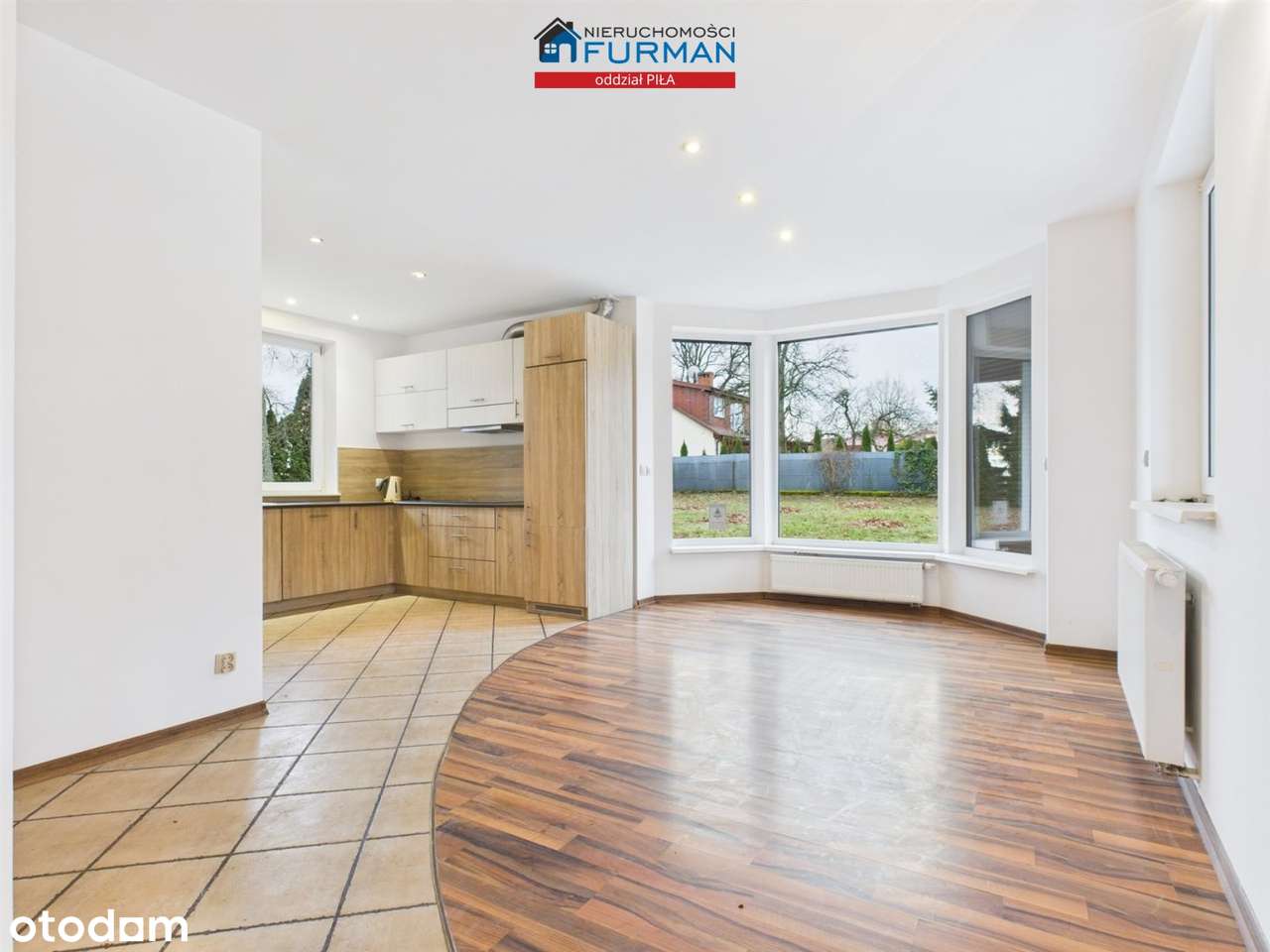 Dom wolnostojący, działka 3008m+ garaż 68m, 2 sta-5