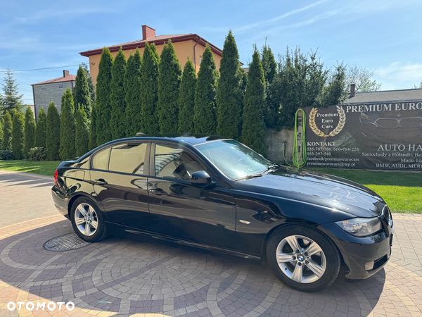 BMW Seria 3 320d Efficient Dynamics Luxury Line - 2