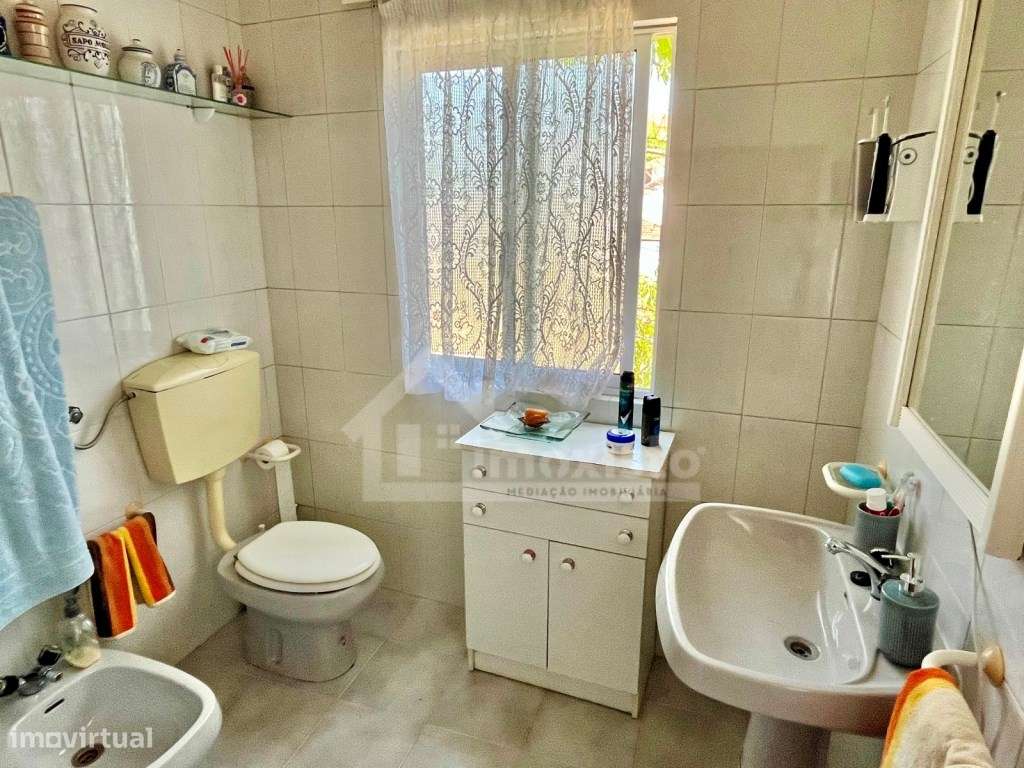 Moradia T4 pronta a habitar em Castanheira de Pera-9