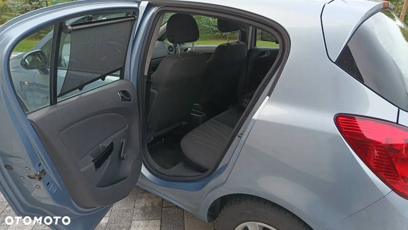 Opel Corsa 1.2 16V Cosmo - 10