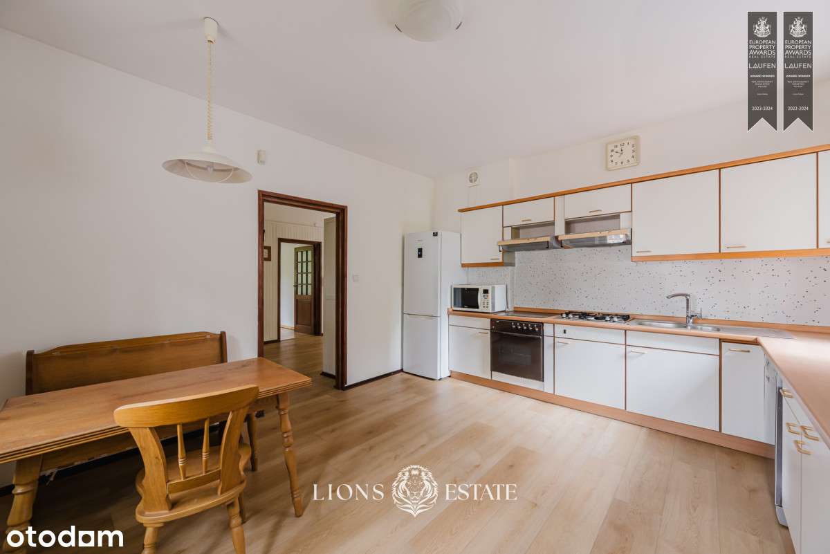 Przestronny dom z dużym ogrodem w Konstancinie - Pełny obrazek: 5/13