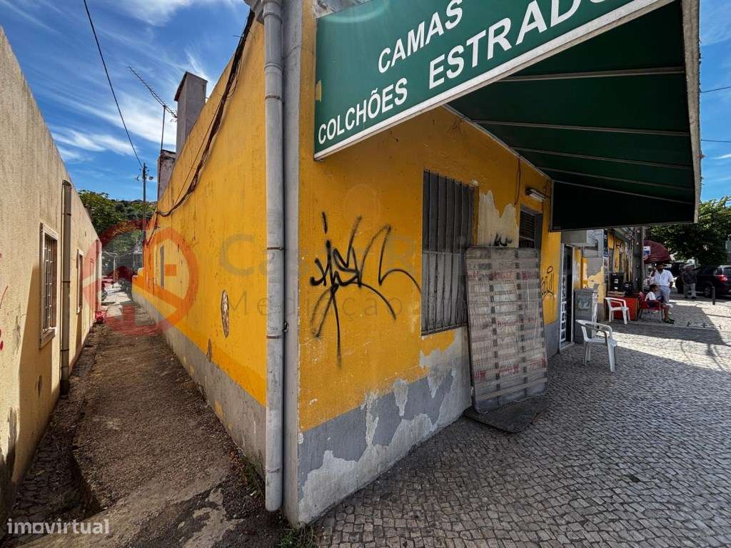 Prédio para Investimento em Olival Basto, Odivelas-34