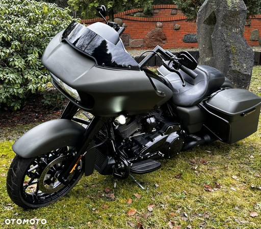 Harley-Davidson Touring Road Glide - 15