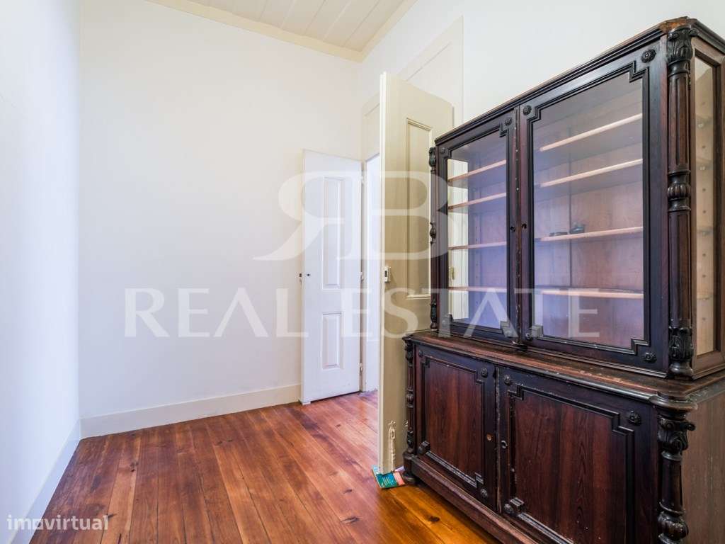 T3+2 na ESTRELA / Santos-o-Velho, centro de Lisboa.-21