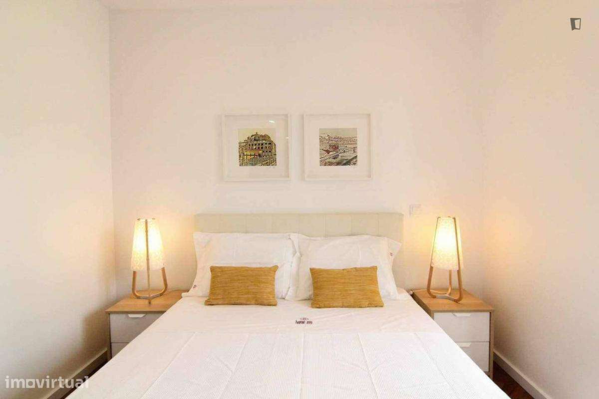 Apartamento com 3 quartos - localizado em Ramalde Porto - Grande imagem: 5/10