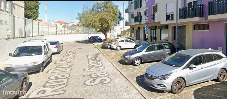 Espaço comercial para comércio, serviços ou para transformar em habita-7