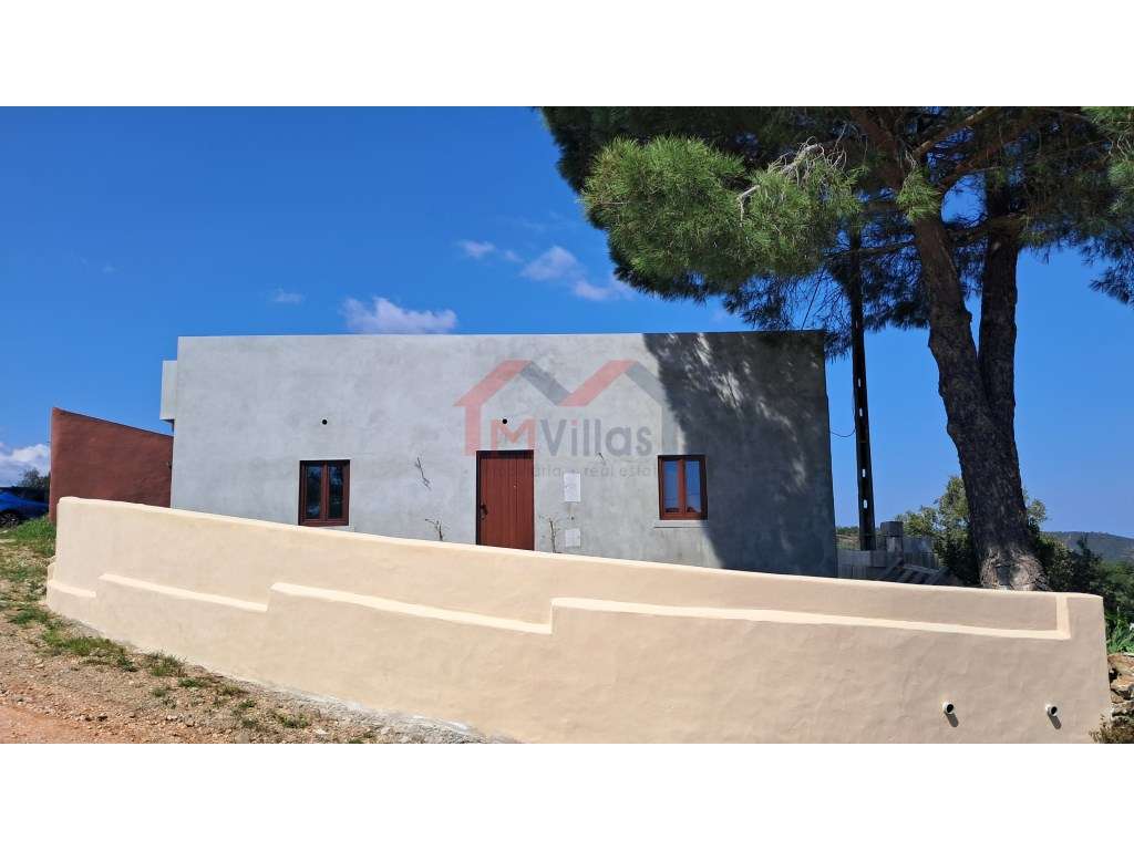 Moradia V2 renovada com vista campo - Loulé-19