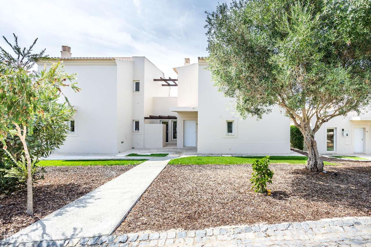 Moradia de Luxo em Condomínio Exclusivo com Piscinas no Carvoeiro - Grande imagem: 5/60