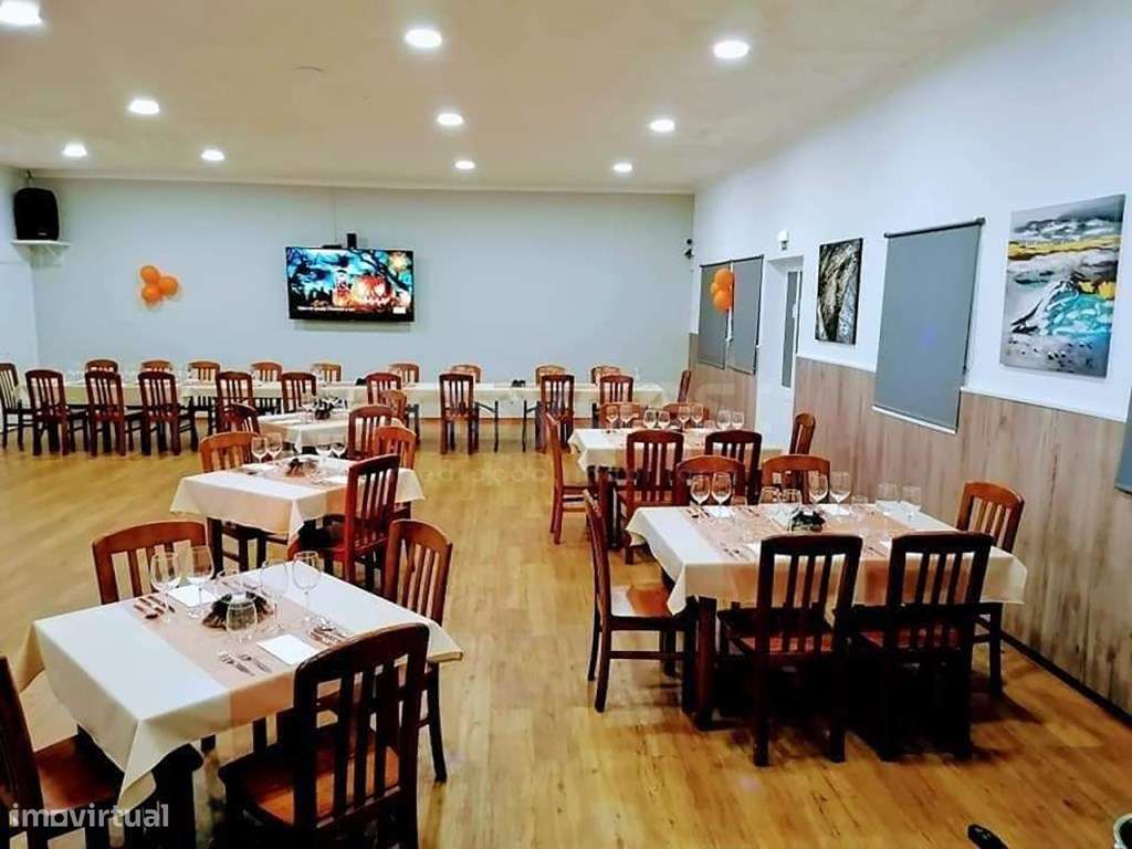 Prédio com Rendimento Garantido nos Arrifes, Ponta Delgada - Grande imagem: 2/19