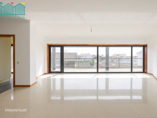 Apartamento T3 Duplex com Lugar de Garagem na Gafanha da Nazaré - Grande imagem: 2/23