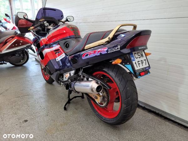 Honda CBR - 19