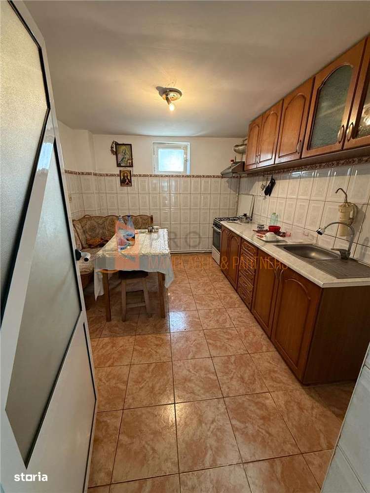 Casa tip parter - 4 camere decomandata zona Micro 5 - Imagine principală: 5/13