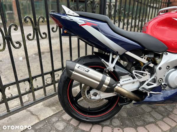 Honda CBR - 9