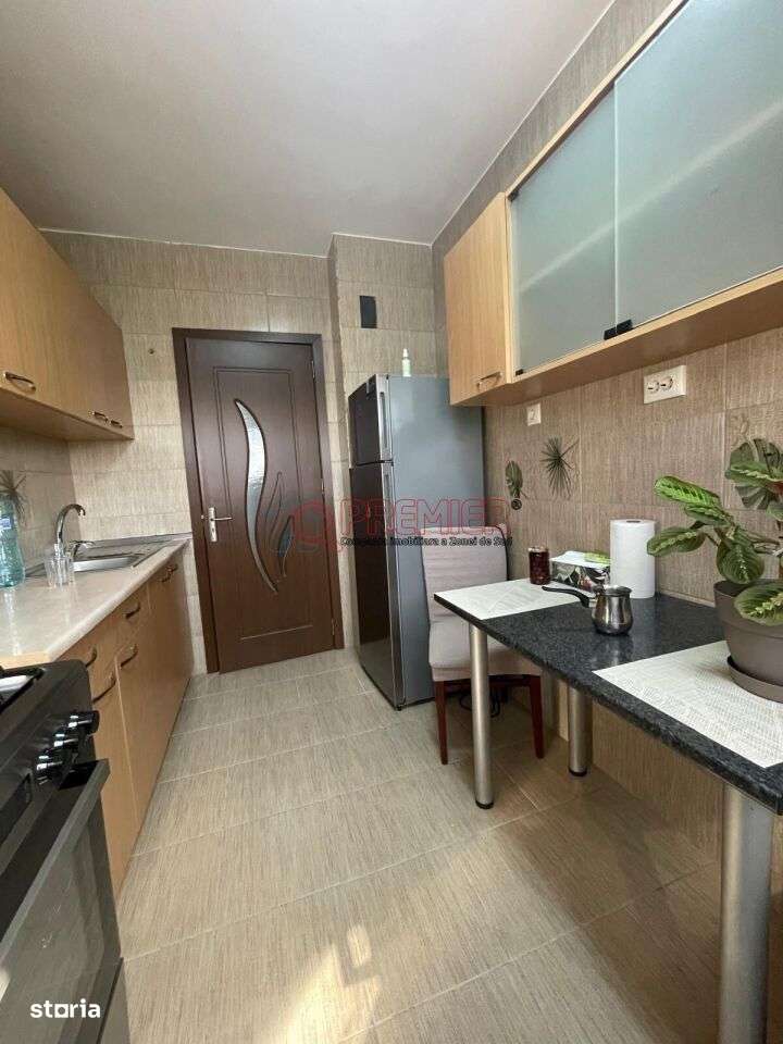 2 camere - Bd Tineretului  cu vedere la Parc - Imagine principală: 3/15