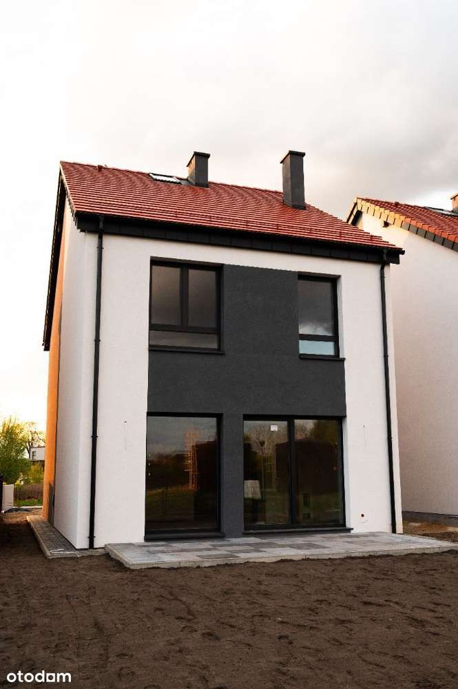 Dom w Tomaszkowie stan deweloperski-7